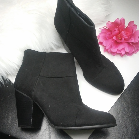 carlos santana black ankle boots